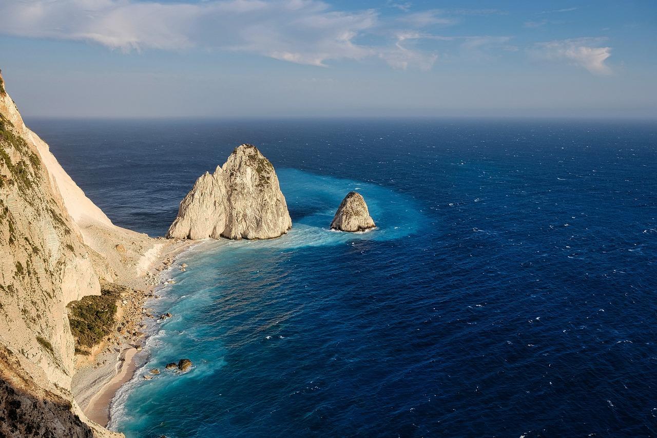 Podróże po europejskich wyspach Morza Śródziemnego: Sycylia, Korfu, Sardynia i inne